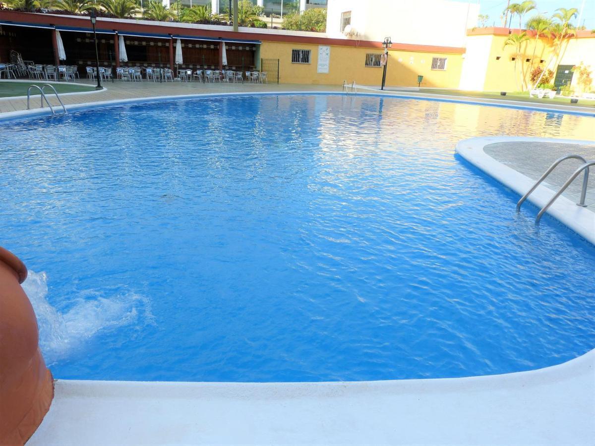 Suncanarias Apartamento Los Angeles Лос Кристианос Екстериор снимка