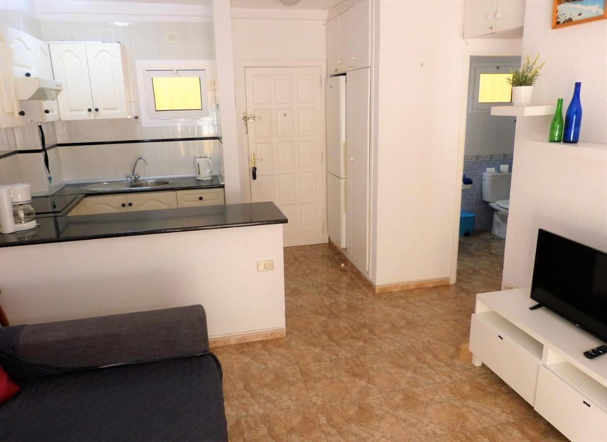 Suncanarias Apartamento Los Angeles Лос Кристианос Екстериор снимка