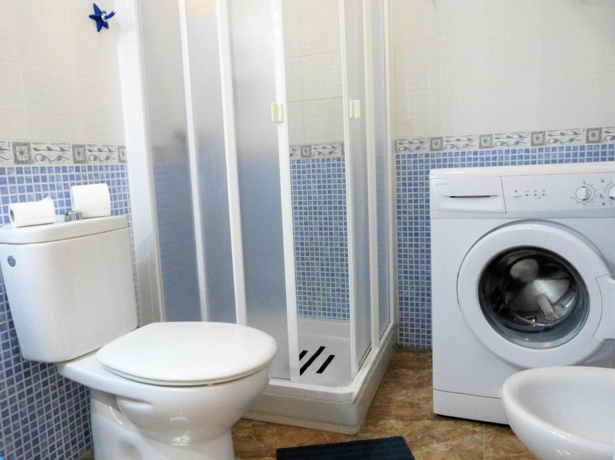 Suncanarias Apartamento Los Angeles Лос Кристианос Екстериор снимка